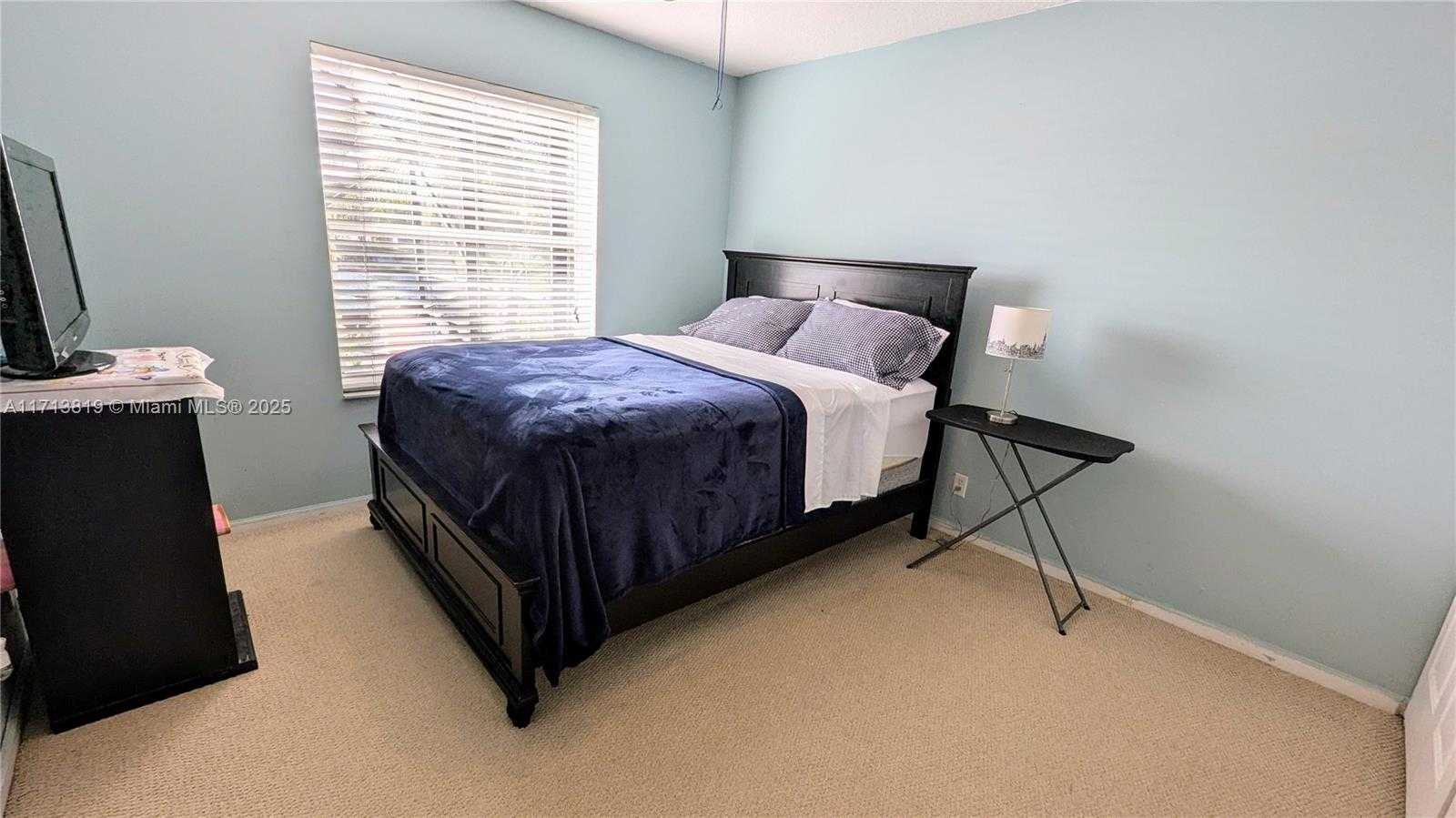 Small Image of 760 SOUTH WEST 190TH AVE, Pembroke Pines Number 28