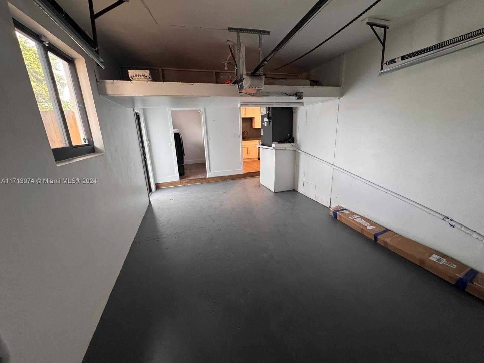 Small Image of 3193 TAFT ST, Hollywood Number 3