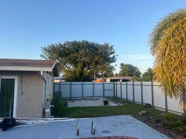 Small Image of 600 SOUTH WEST 28TH WAY, Fort Lauderdale Number 26