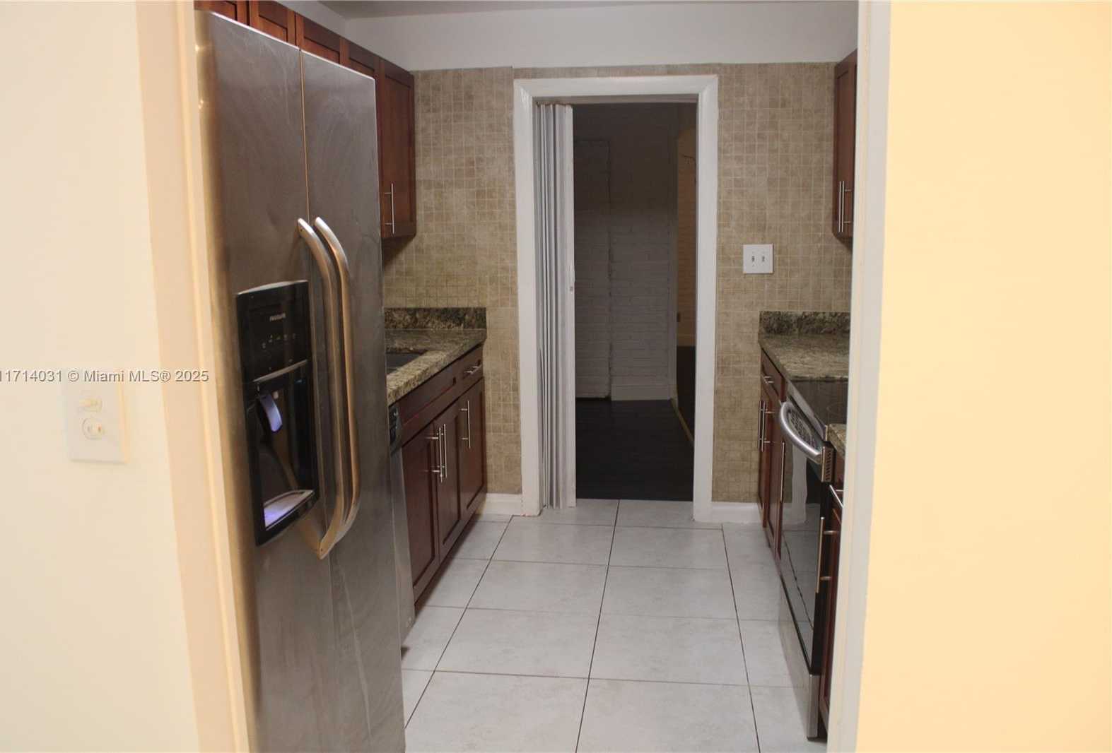 Small Image of 600 SOUTH WEST 28TH WAY, Fort Lauderdale Number 6