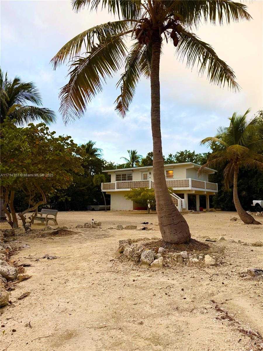 Small Image of 56 PELICAN RD, Marathon Number 18