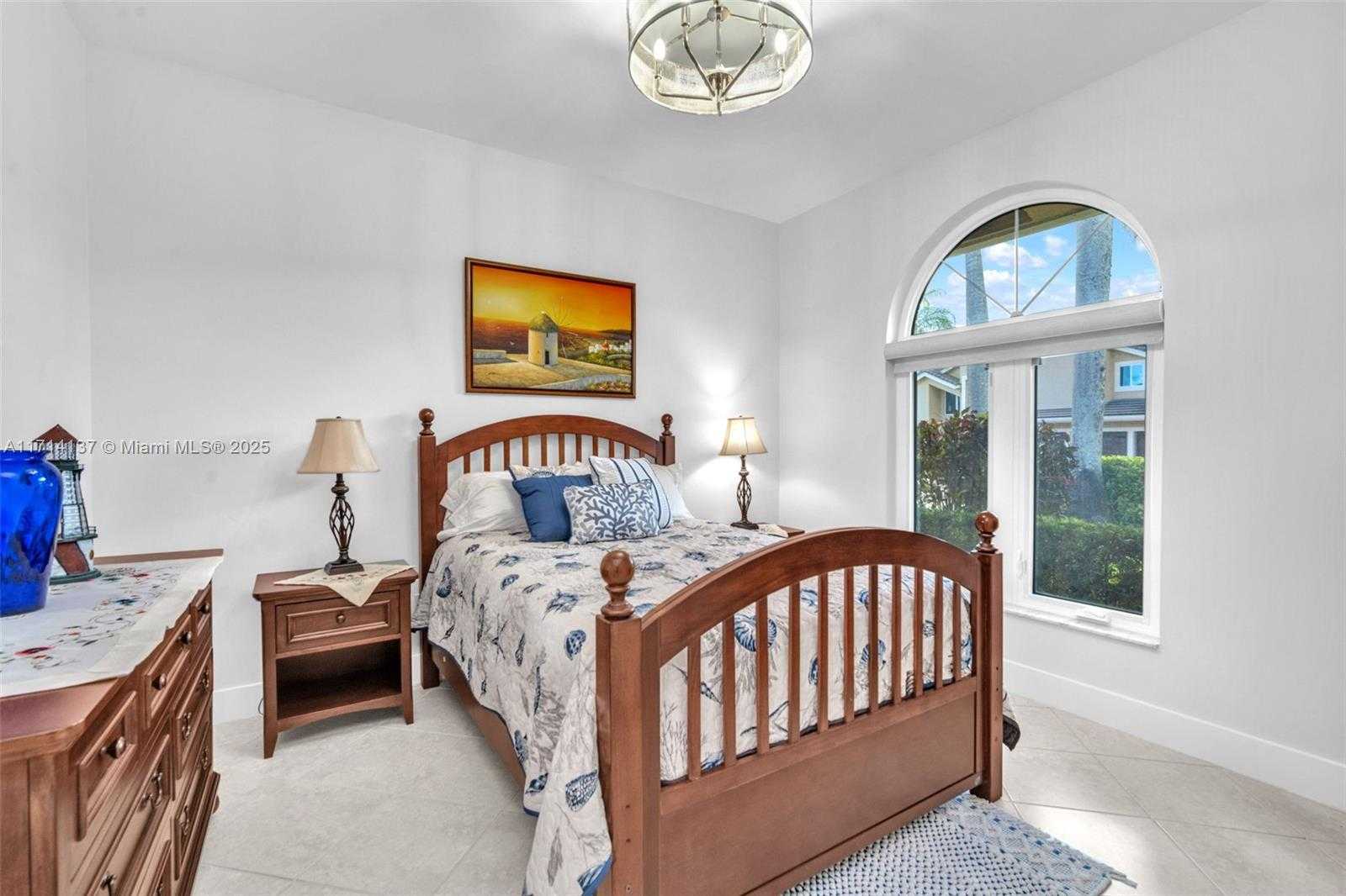 Small Image of 821 EAST CYPRESS POINTE DR E, Pembroke Pines Number 27