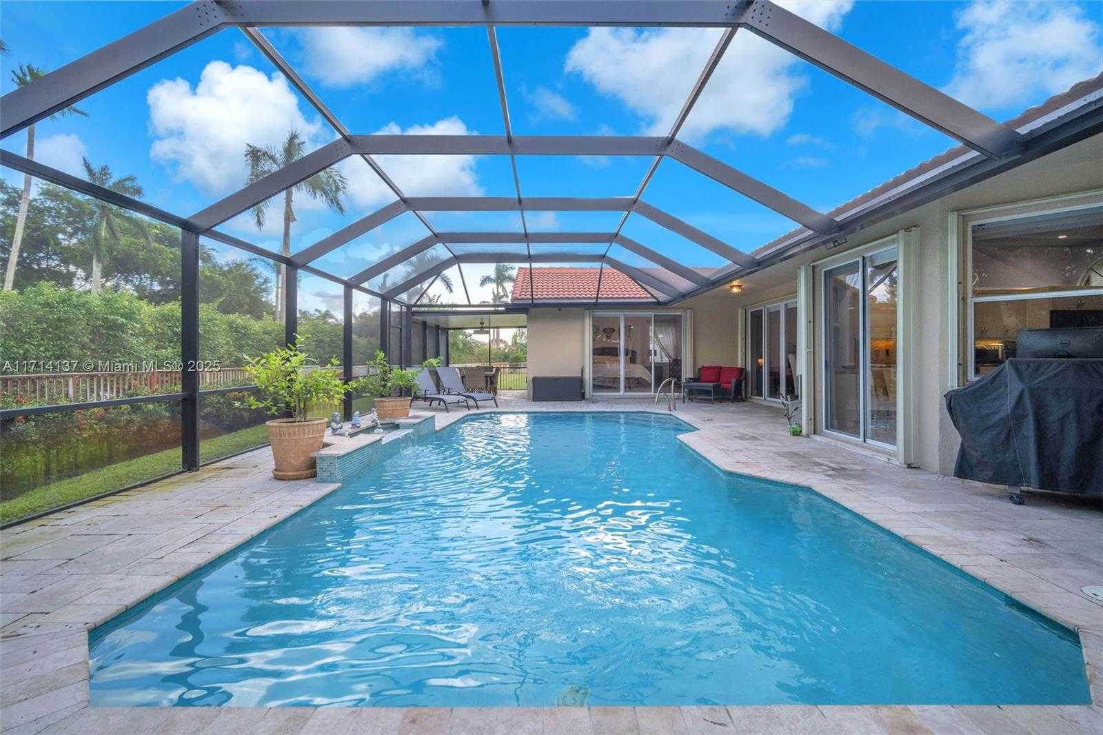 Small Image of 821 EAST CYPRESS POINTE DR E, Pembroke Pines Number 31