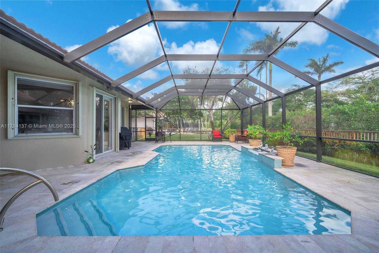 Small Image of 821 EAST CYPRESS POINTE DR E, Pembroke Pines Number 32