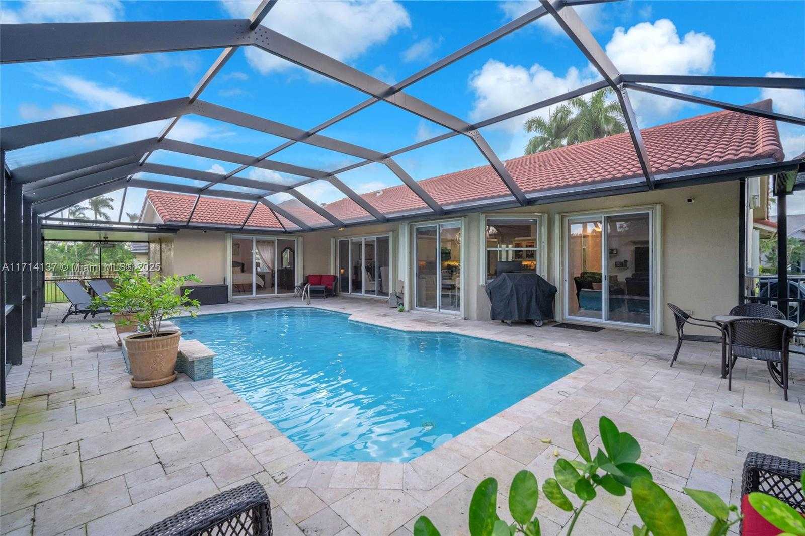 Small Image of 821 EAST CYPRESS POINTE DR E, Pembroke Pines Number 33