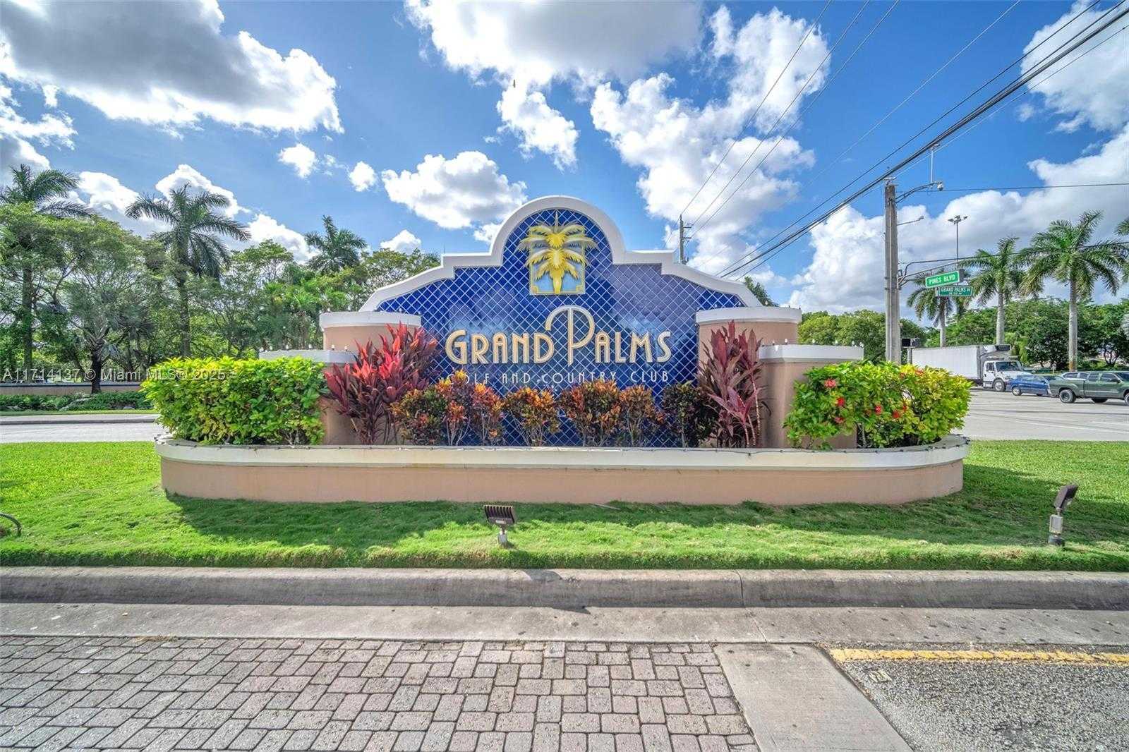 Small Image of 821 EAST CYPRESS POINTE DR E, Pembroke Pines Number 41
