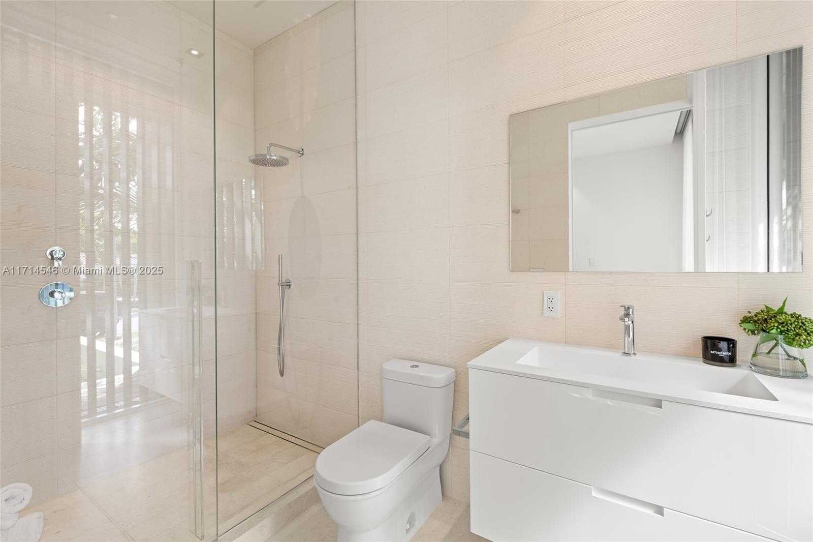 Small Image of 1031 WEST 48TH ST, Miami Beach Number 23