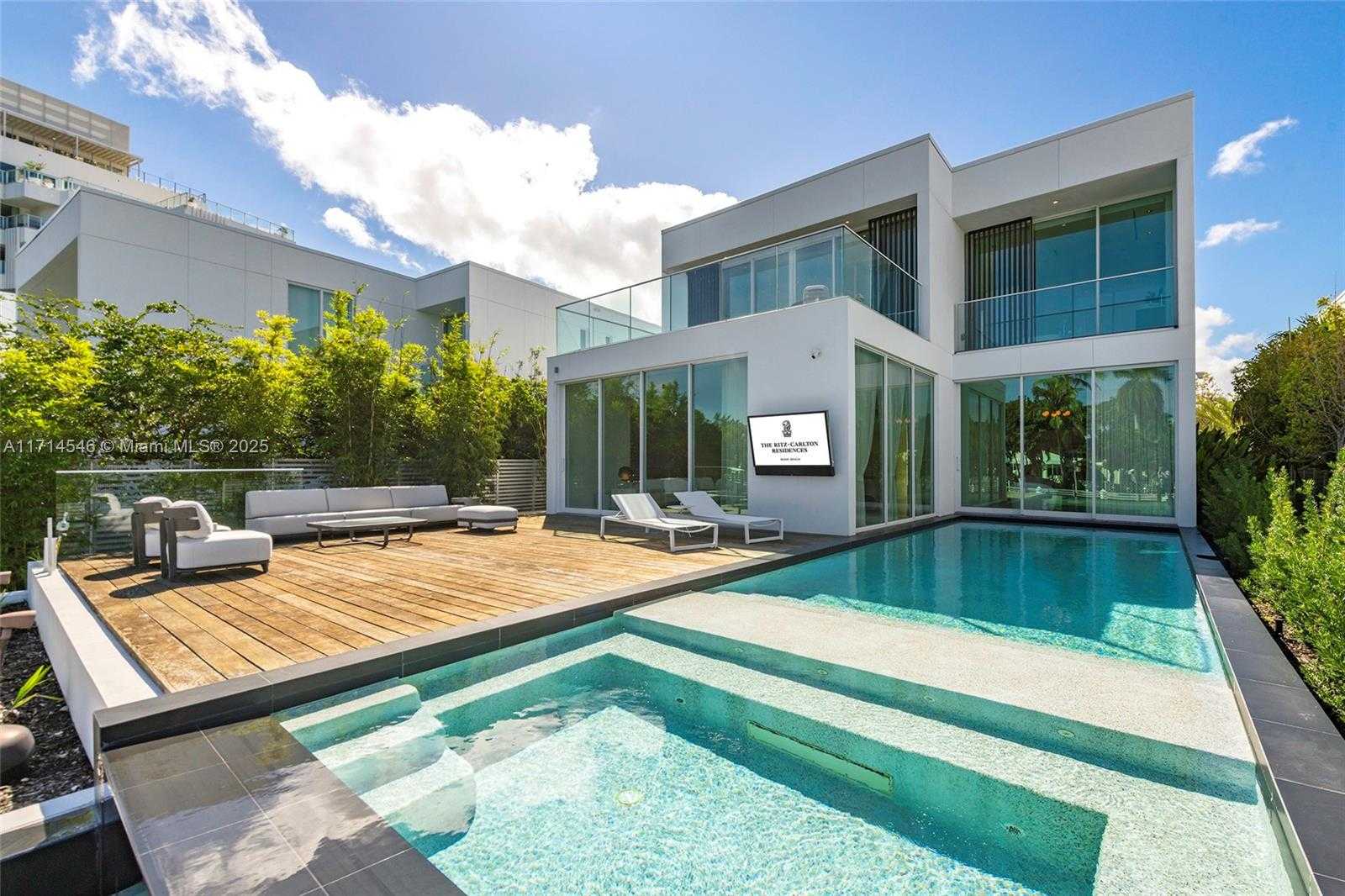 Small Image of 1031 WEST 48TH ST, Miami Beach Number 42