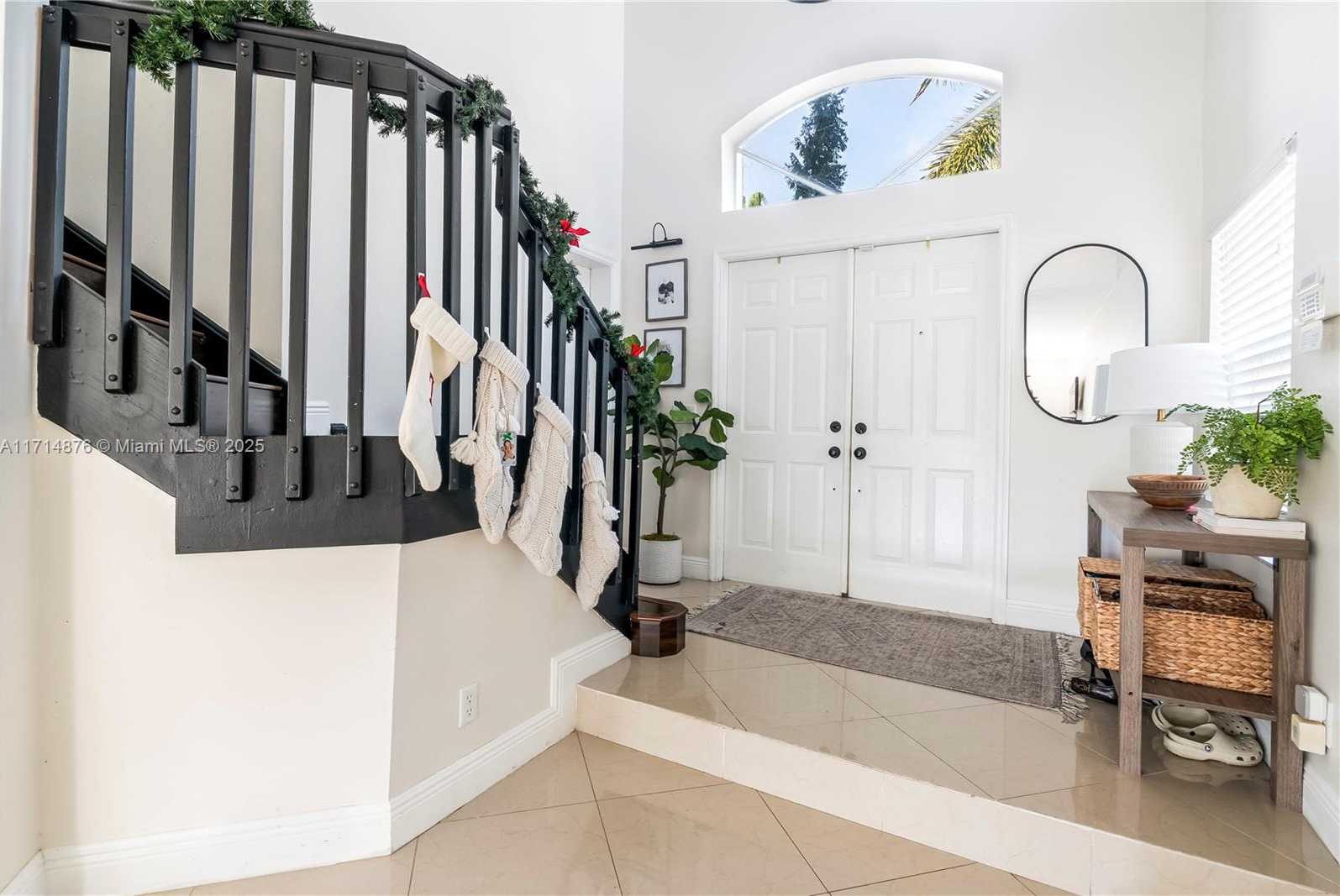 Small Image of 7400 VISCAYA CIR, Margate Number 8