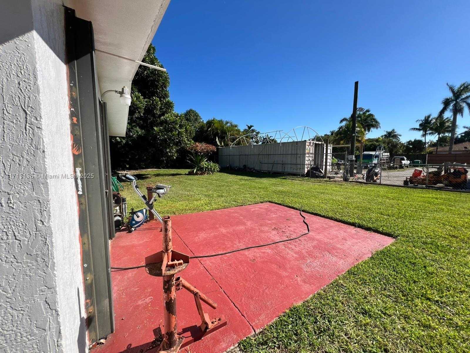 Small Image of 17820 SOUTH WEST 174TH ST, Miami Number 12