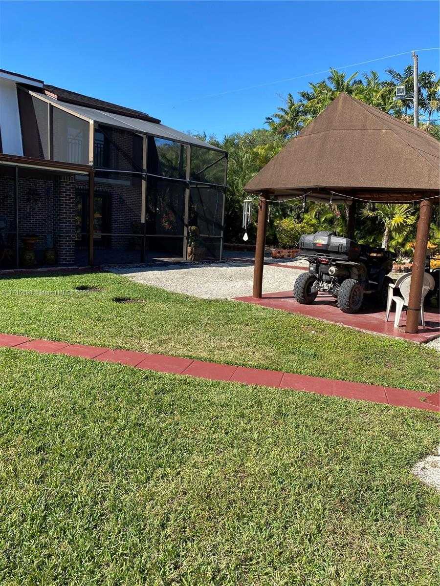 Small Image of 17820 SOUTH WEST 174TH ST, Miami Number 21