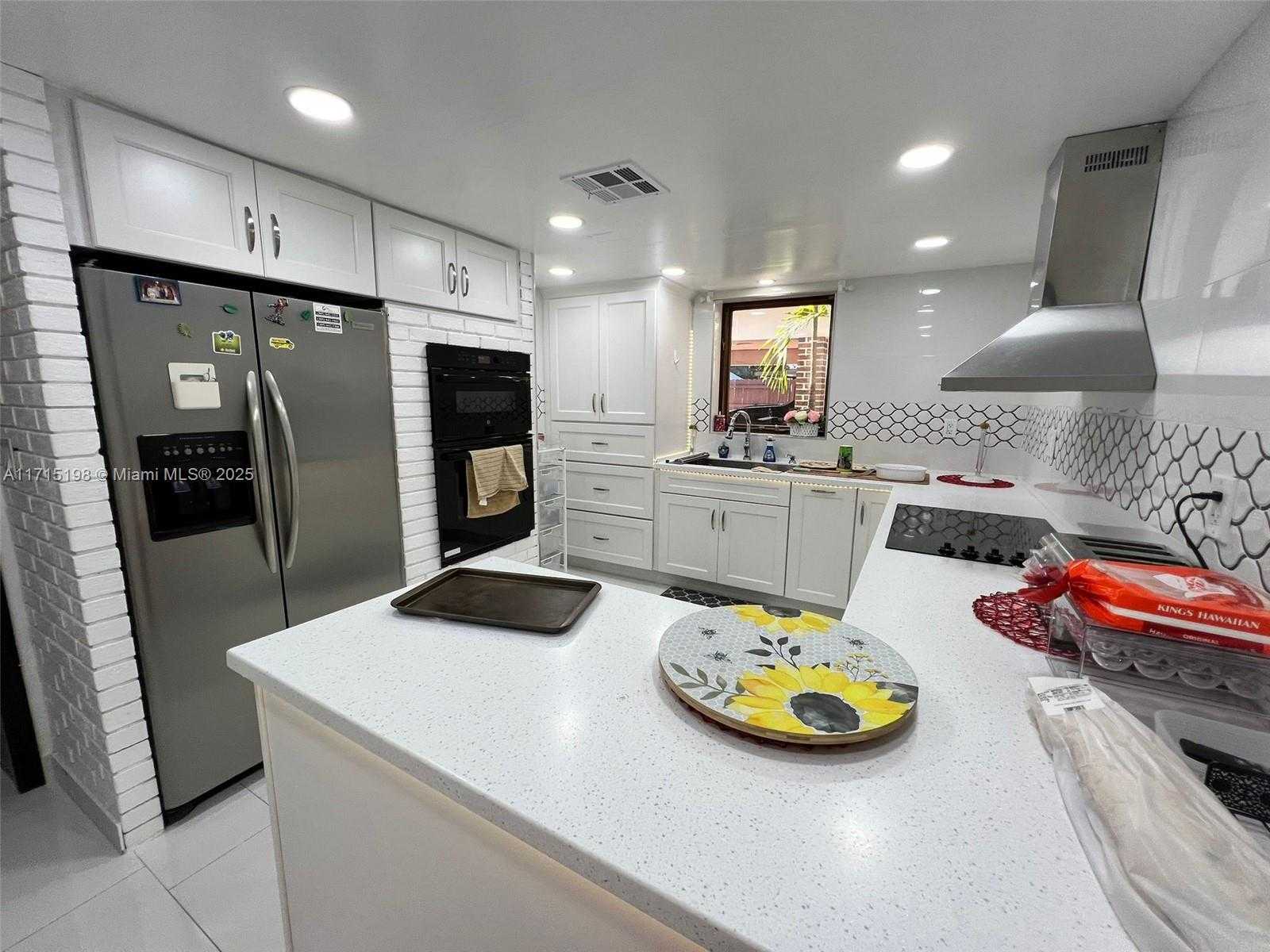 Small Image of 17820 SOUTH WEST 174TH ST, Miami Number 27