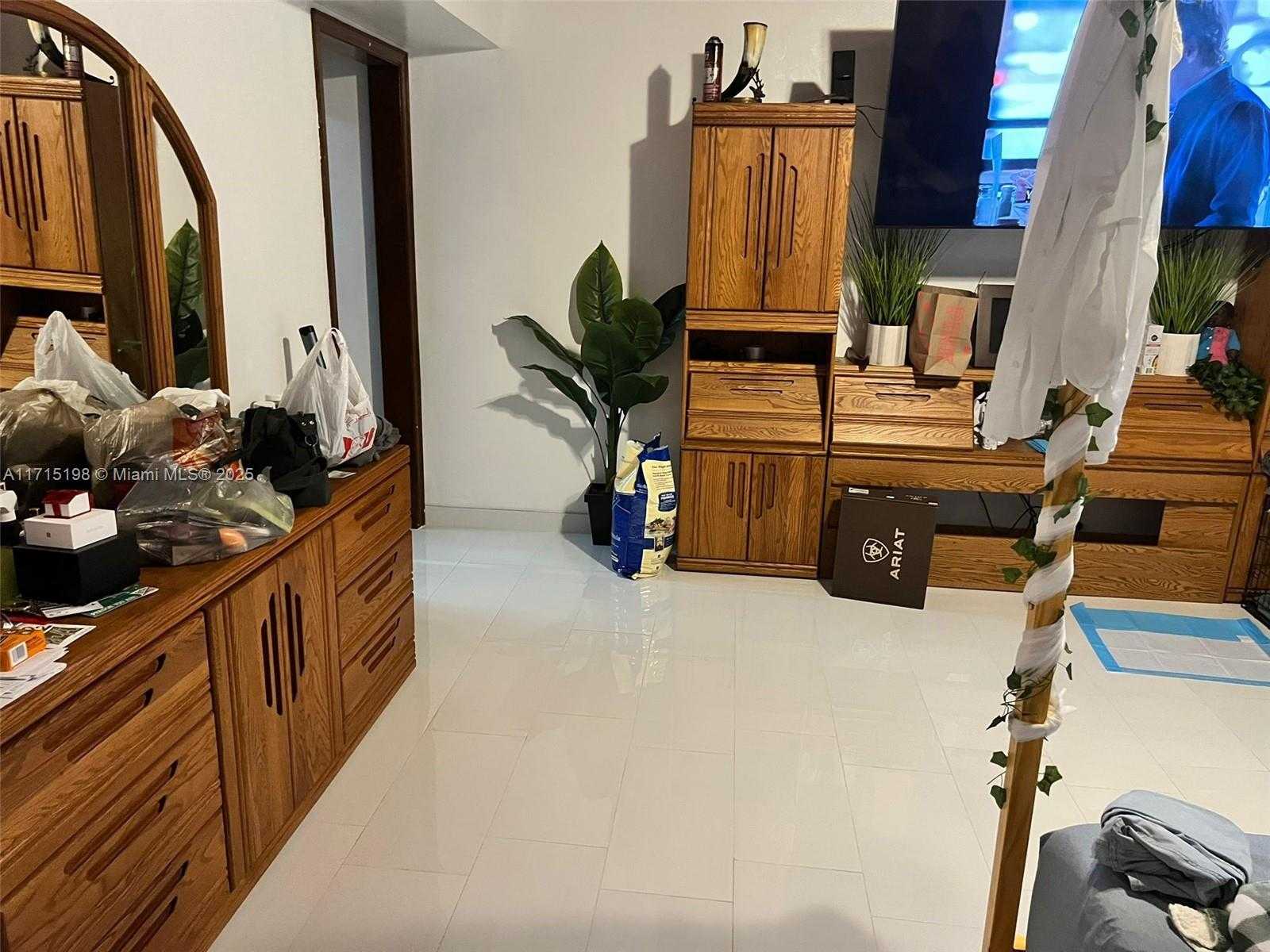 Small Image of 17820 SOUTH WEST 174TH ST, Miami Number 34