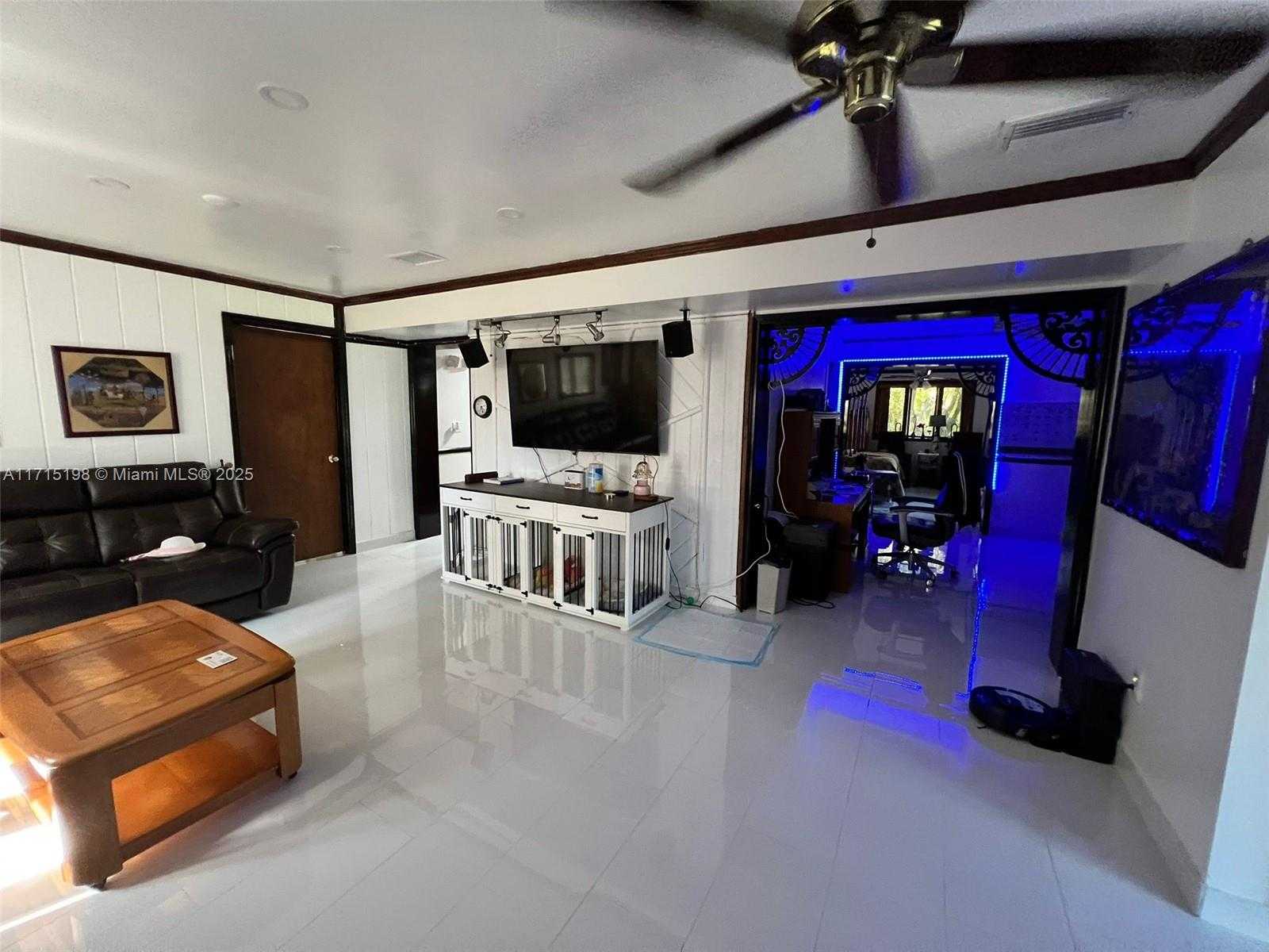 Small Image of 17820 SOUTH WEST 174TH ST, Miami Number 42
