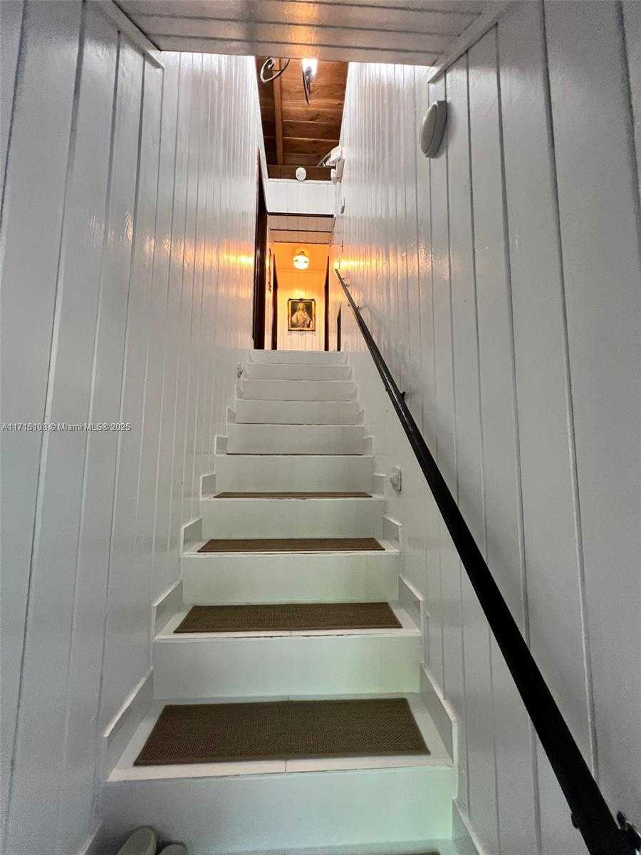 Small Image of 17820 SOUTH WEST 174TH ST, Miami Number 43