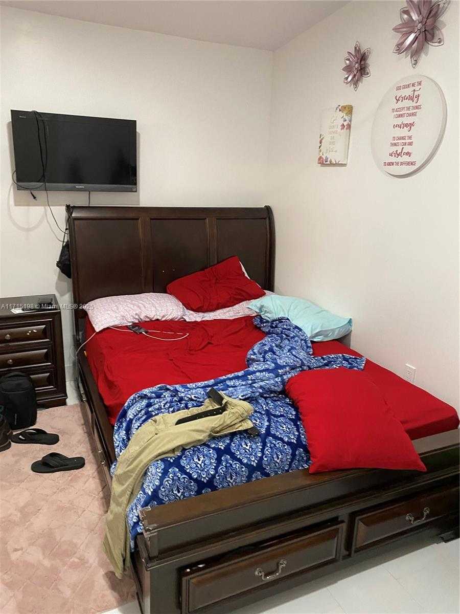 Small Image of 17820 SOUTH WEST 174TH ST, Miami Number 54