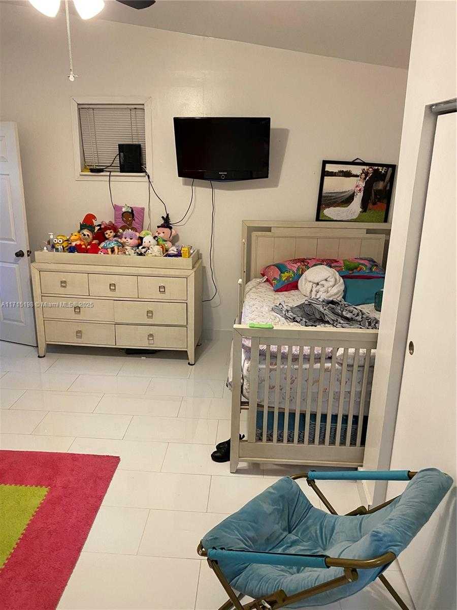 Small Image of 17820 SOUTH WEST 174TH ST, Miami Number 55