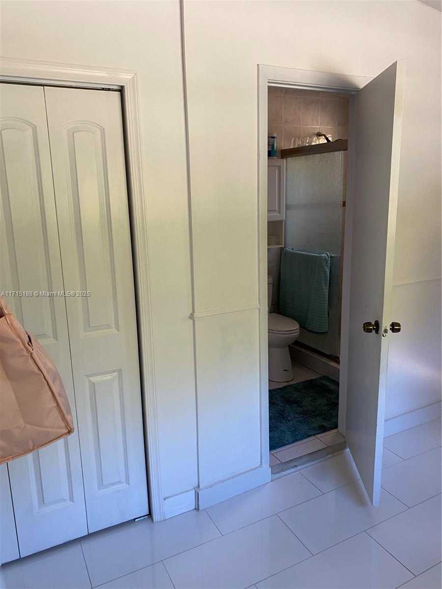 Small Image of 17820 SOUTH WEST 174TH ST, Miami Number 56