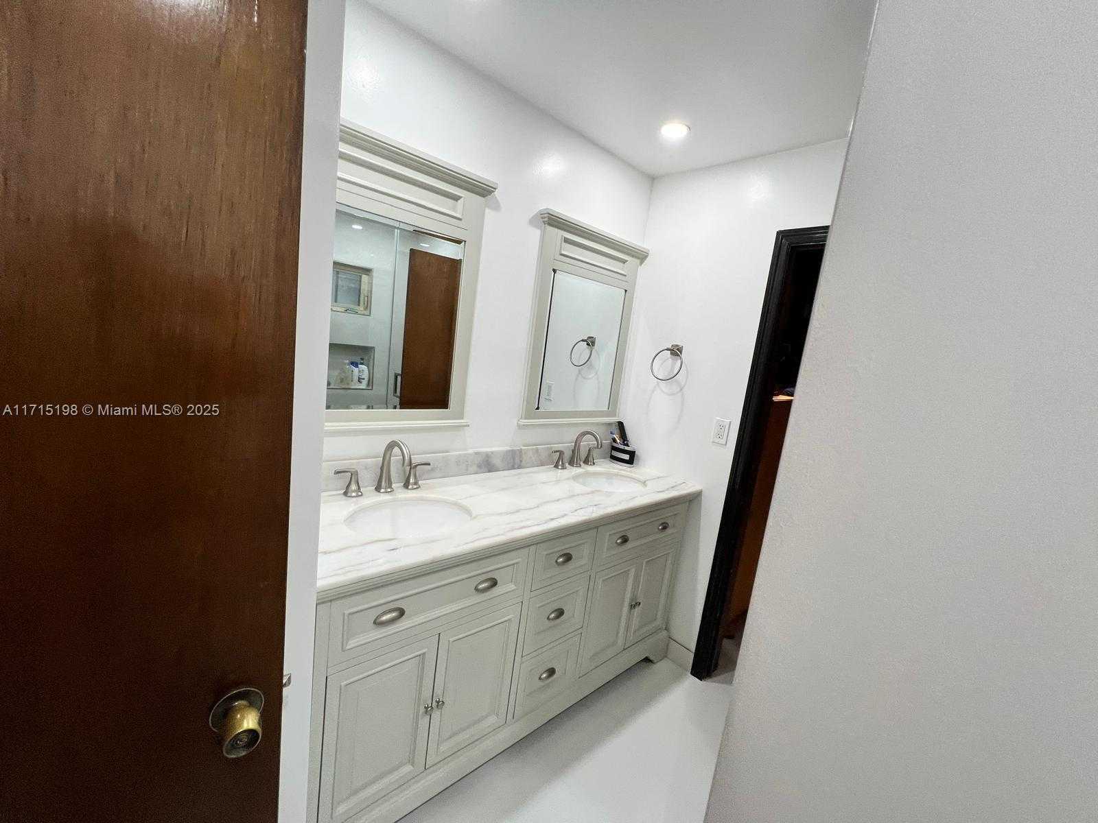 Small Image of 17820 SOUTH WEST 174TH ST, Miami Number 58