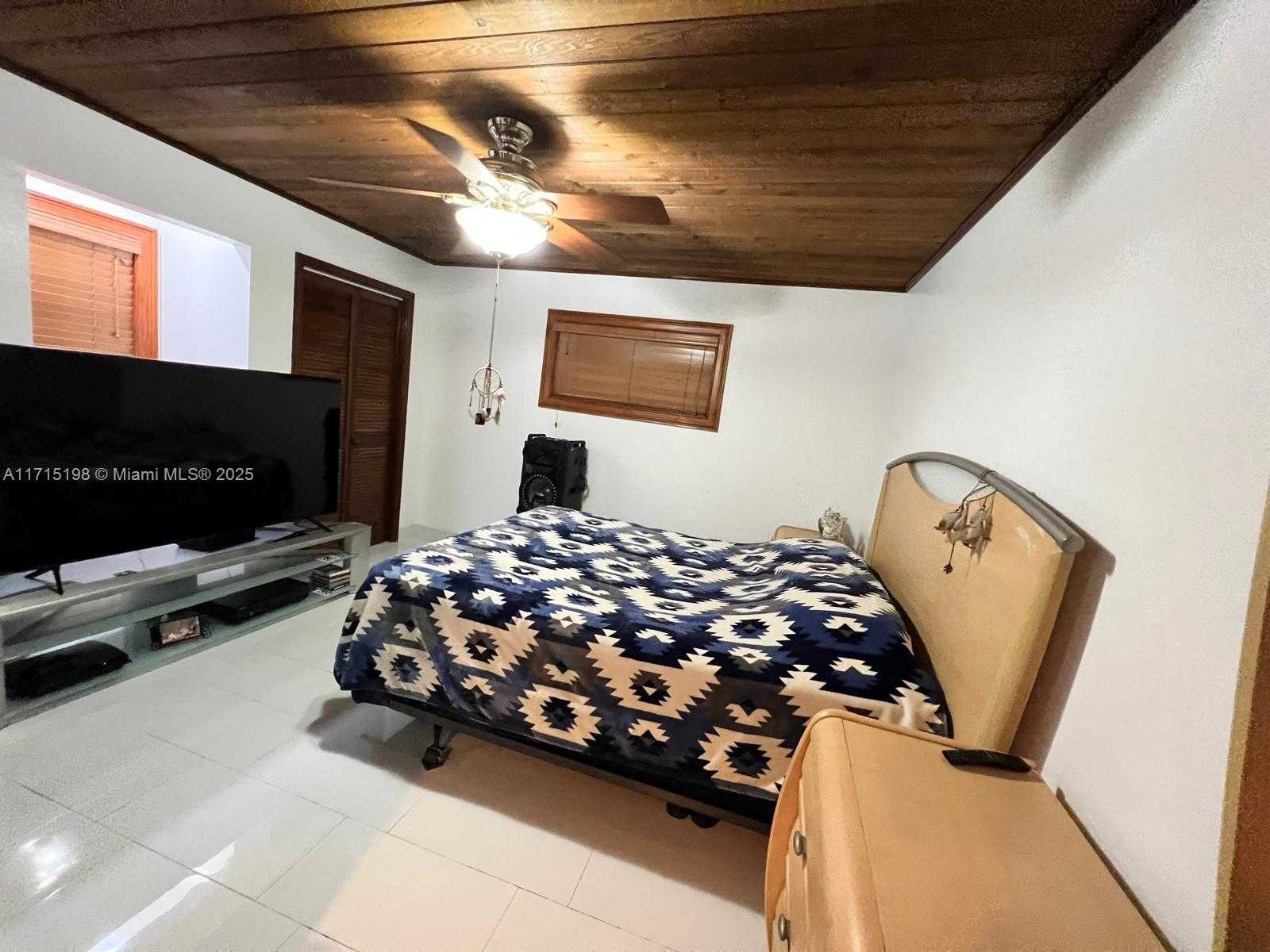 Small Image of 17820 SOUTH WEST 174TH ST, Miami Number 61