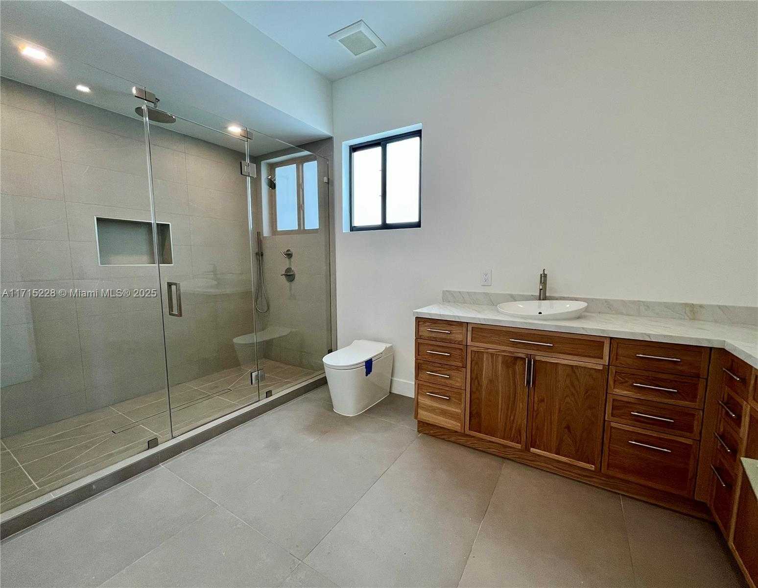 Small Image of 126 SOUTH EAST SUNRISE DR, Marathon Number 17