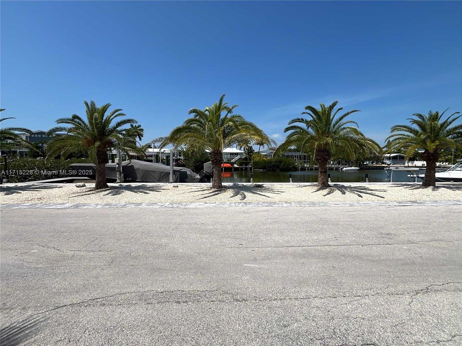 Small Image of 126 SOUTH EAST SUNRISE DR, Marathon Number 28