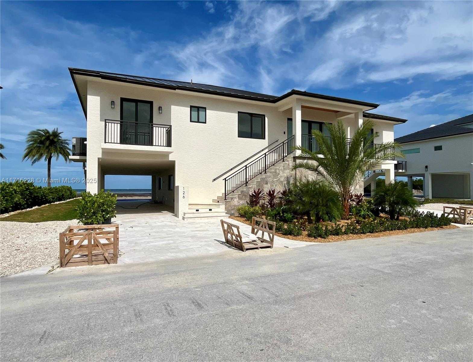 Small Image of 126 SOUTH EAST SUNRISE DR, Marathon Number 3