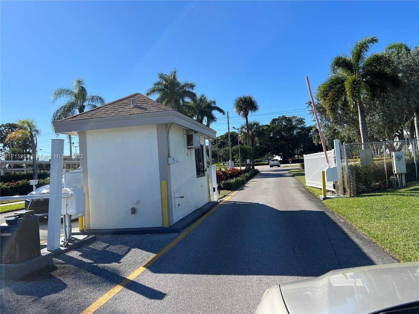 Small Image of 12020 IGUANA BAY, Boynton Beach Number 59