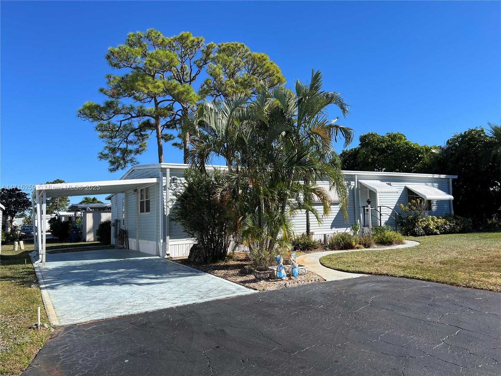 Small Image of 12020 IGUANA BAY, Boynton Beach Number 65