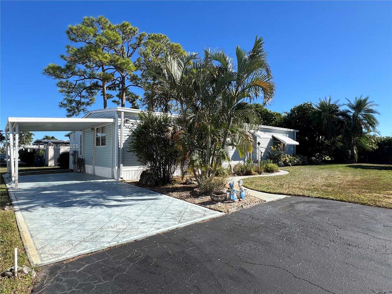 Small Image of 12020 IGUANA BAY, Boynton Beach Number 66