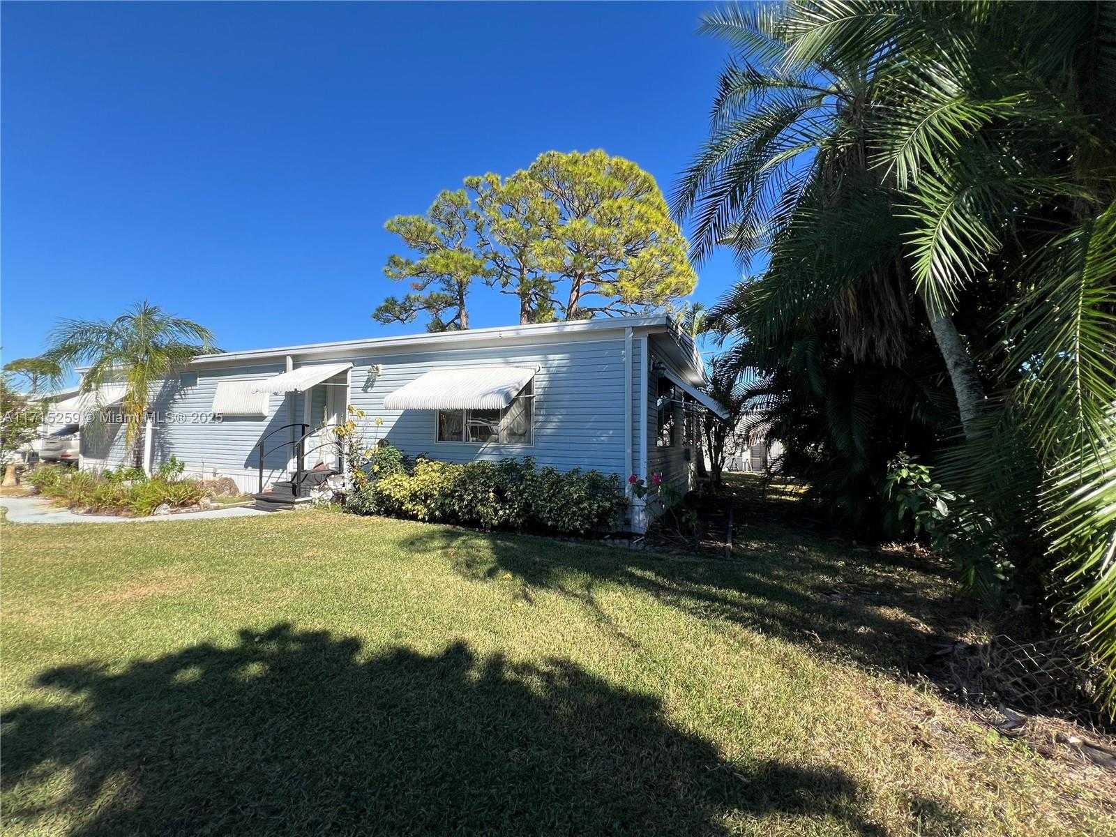 Small Image of 12020 IGUANA BAY, Boynton Beach Number 7