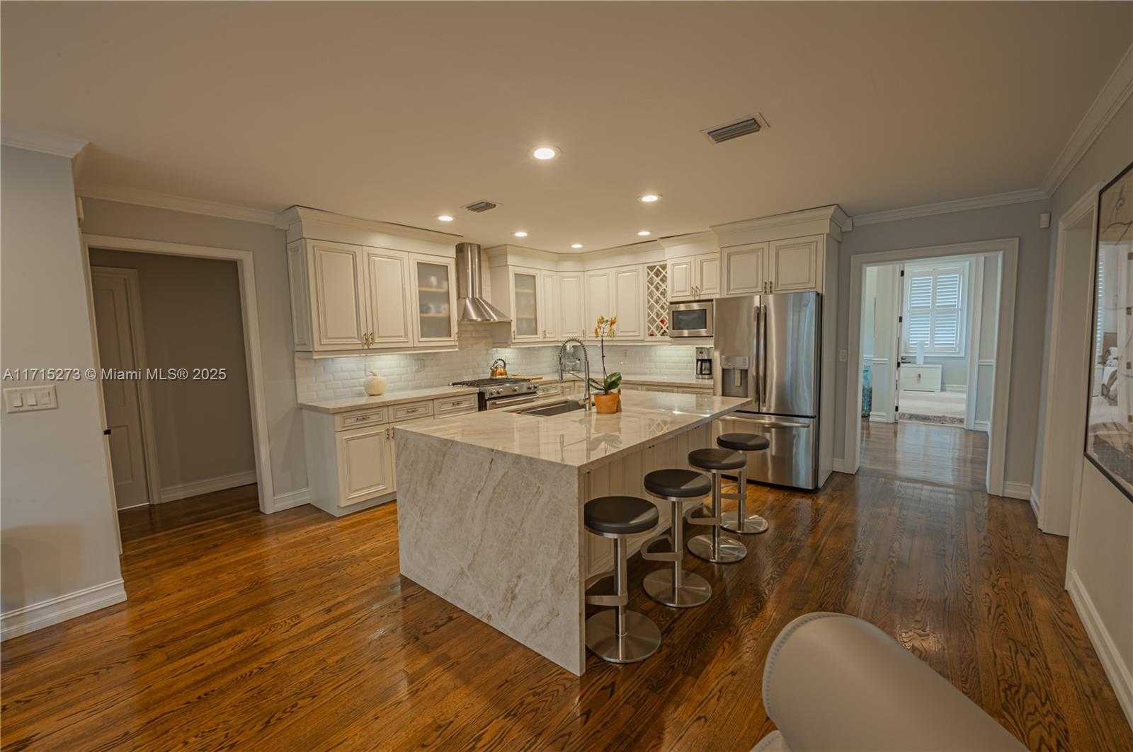 Small Image of 1300 SOUTH WEST 18TH CT, Fort Lauderdale Number 15