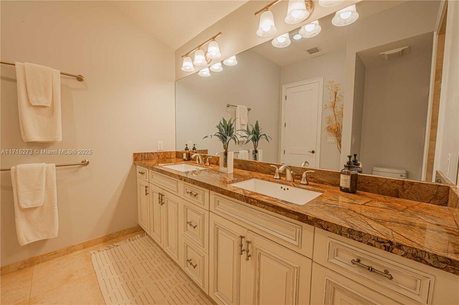 Small Image of 1300 SOUTH WEST 18TH CT, Fort Lauderdale Number 31