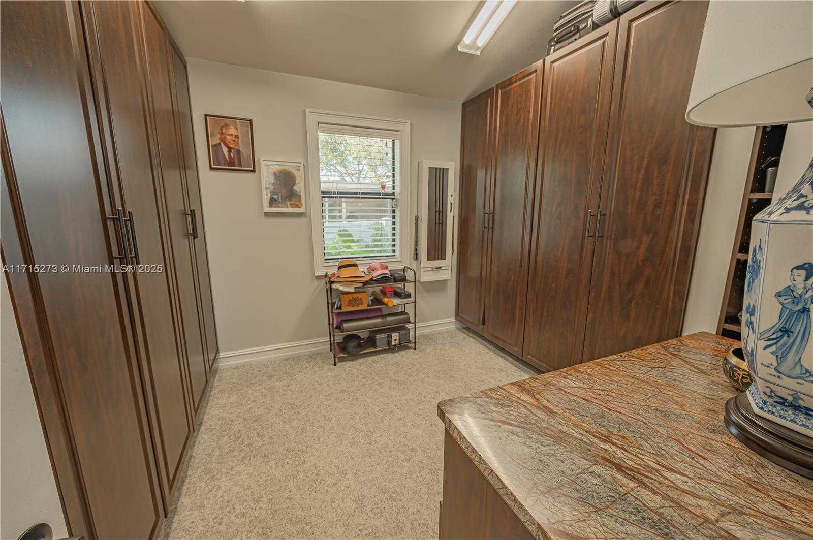 Small Image of 1300 SOUTH WEST 18TH CT, Fort Lauderdale Number 35