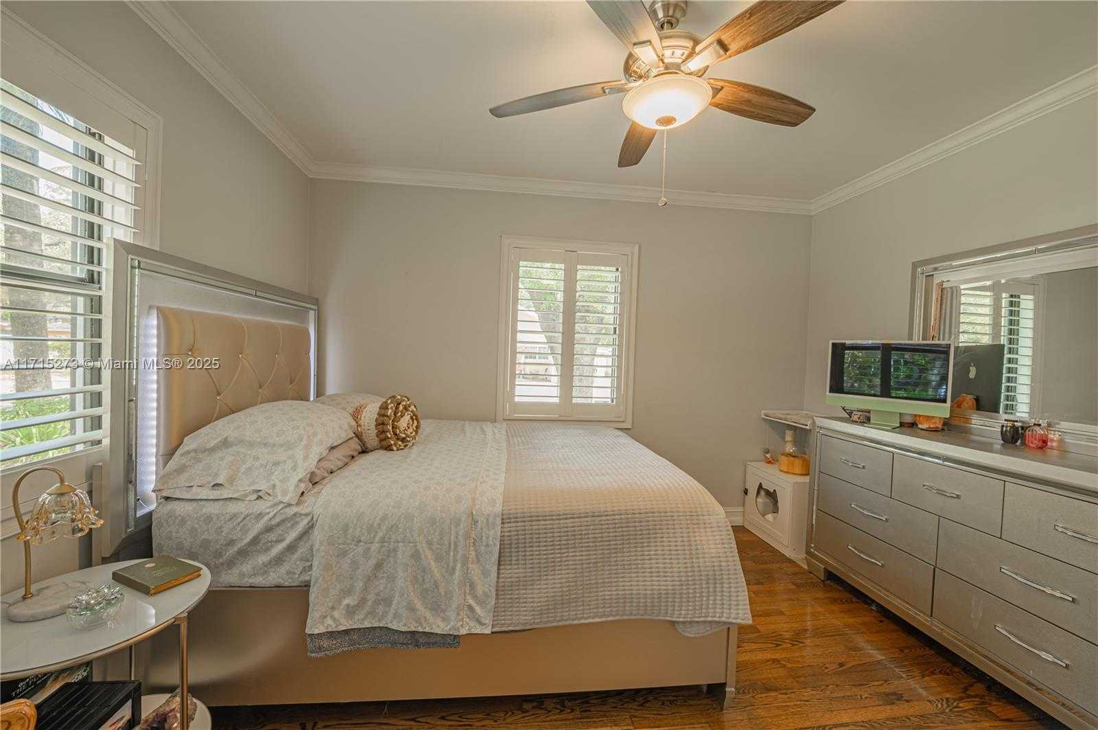Small Image of 1300 SOUTH WEST 18TH CT, Fort Lauderdale Number 39