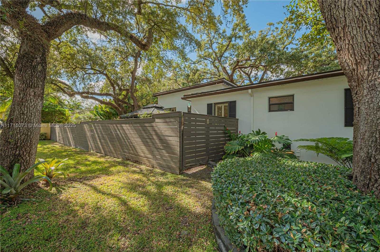 Small Image of 1300 SOUTH WEST 18TH CT, Fort Lauderdale Number 55
