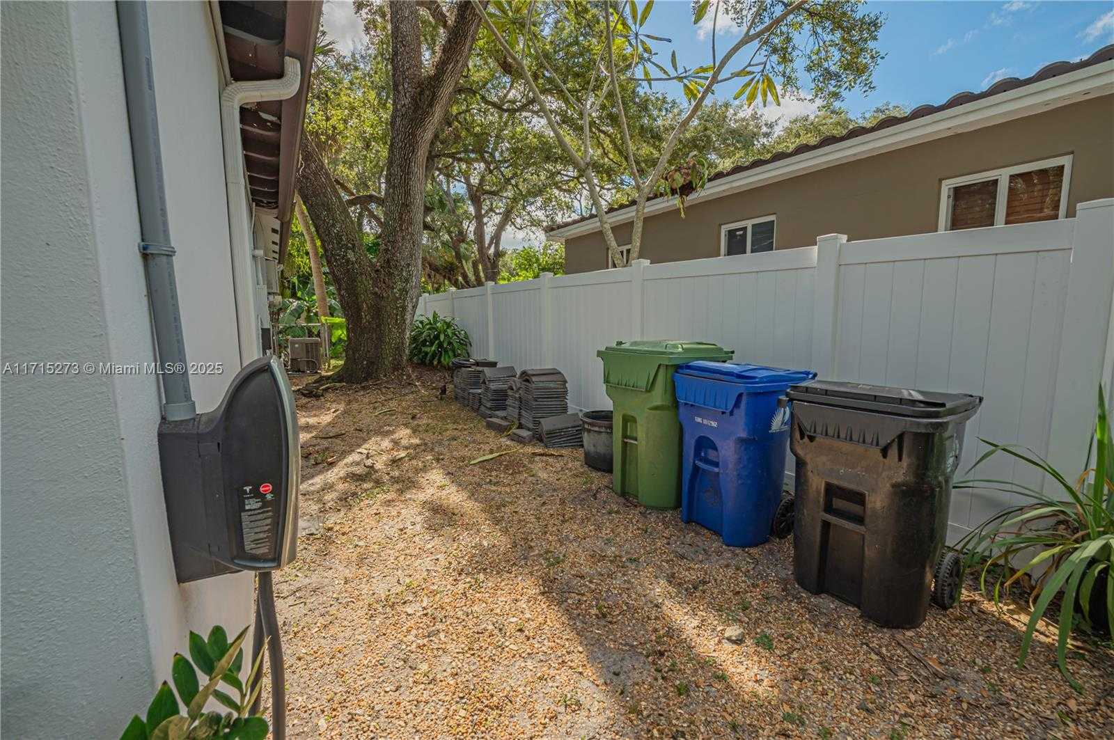 Small Image of 1300 SOUTH WEST 18TH CT, Fort Lauderdale Number 62