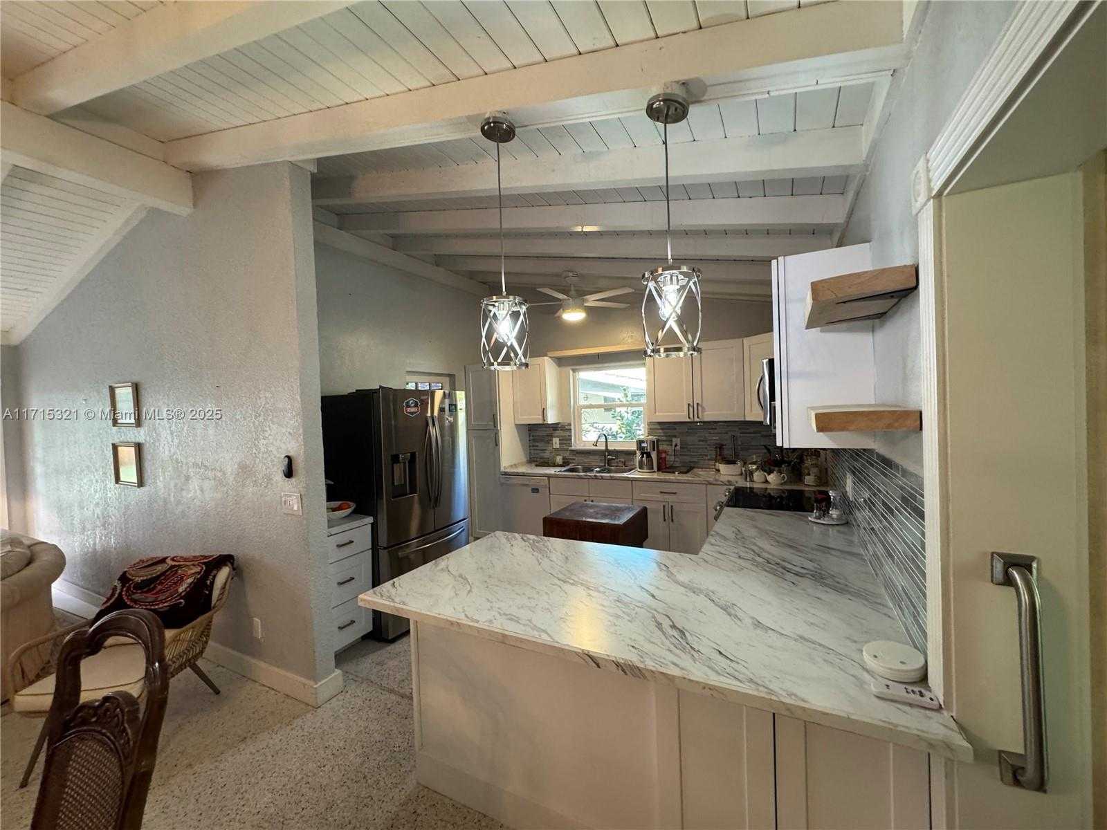 Small Image of 1623 SOUTH WEST 4TH CT, Fort Lauderdale Number 12