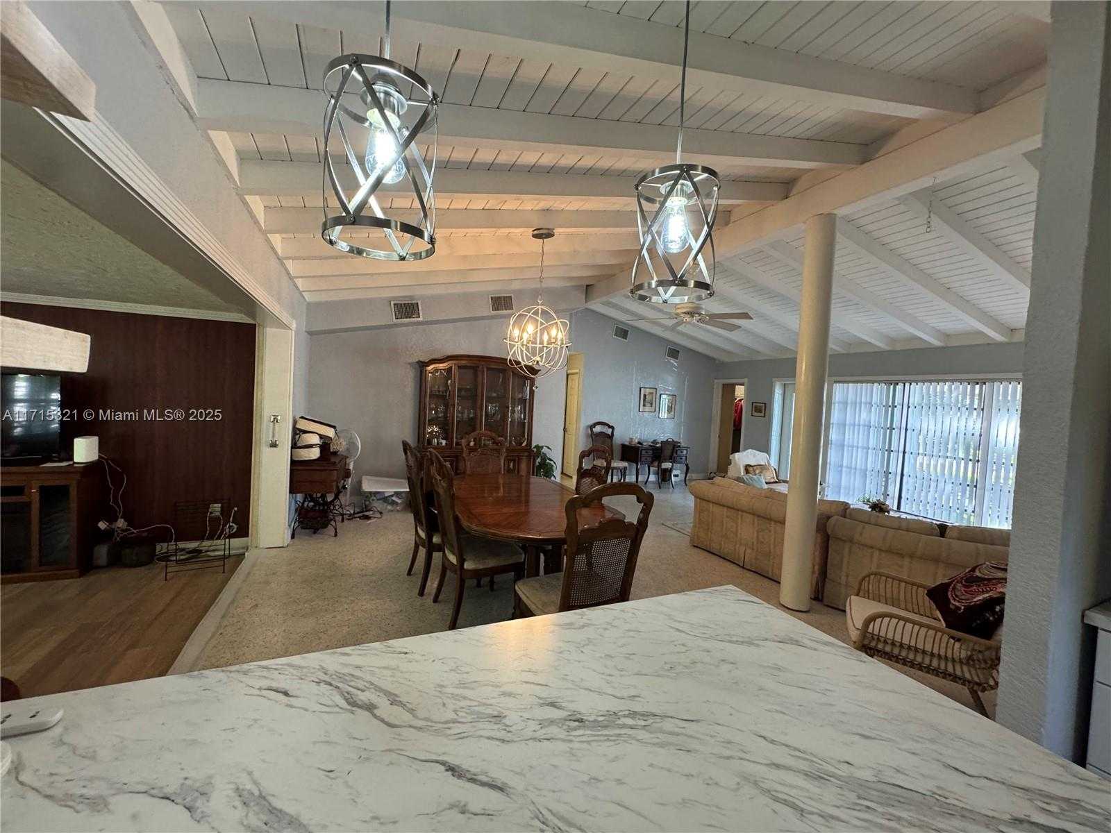 Small Image of 1623 SOUTH WEST 4TH CT, Fort Lauderdale Number 14