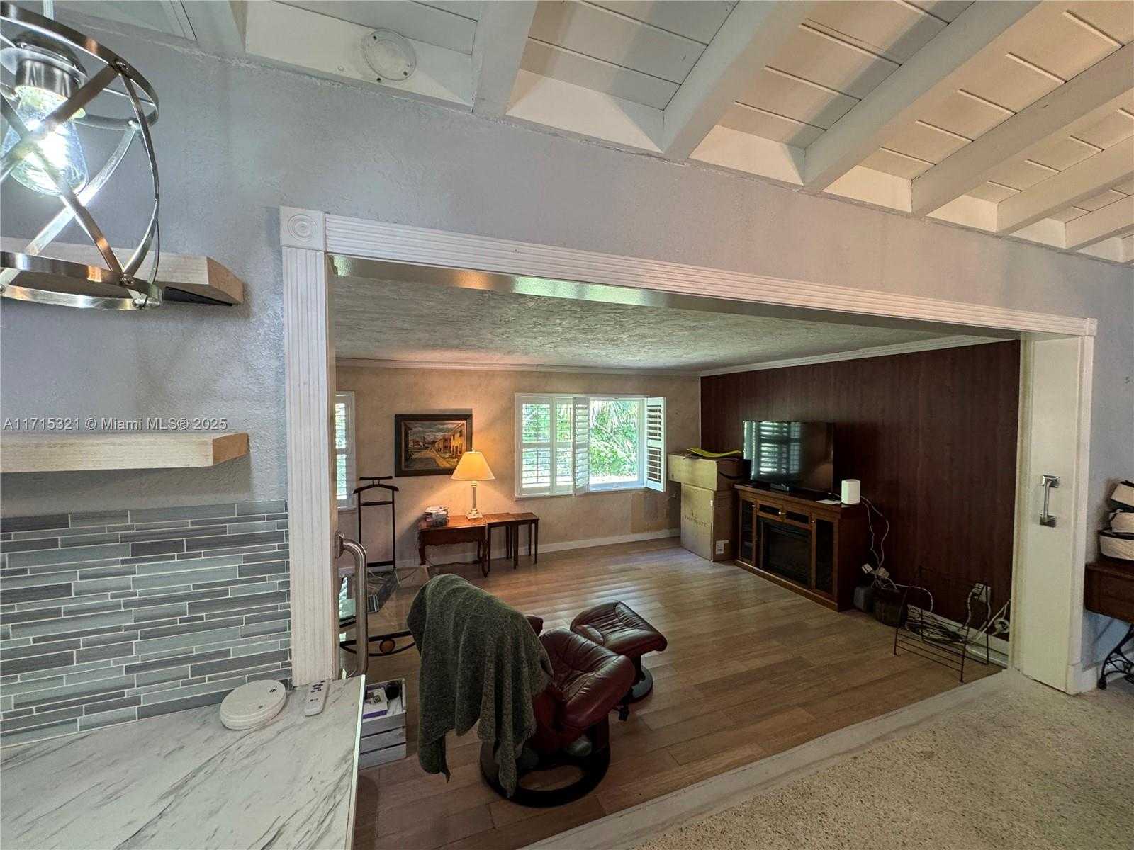 Small Image of 1623 SOUTH WEST 4TH CT, Fort Lauderdale Number 15