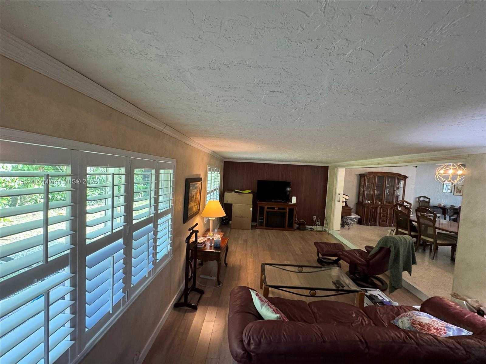 Small Image of 1623 SOUTH WEST 4TH CT, Fort Lauderdale Number 17