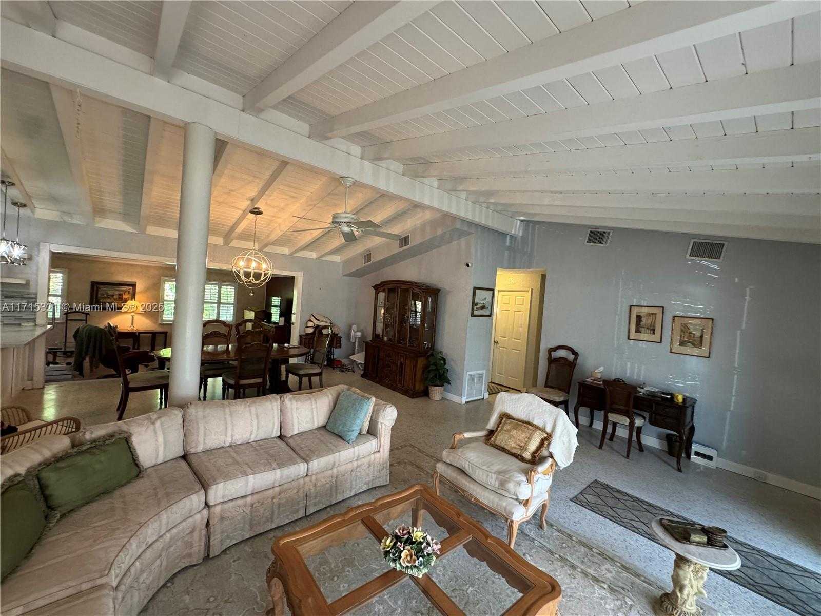 Small Image of 1623 SOUTH WEST 4TH CT, Fort Lauderdale Number 5