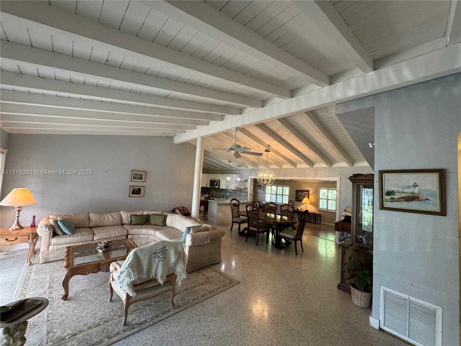 Small Image of 1623 SOUTH WEST 4TH CT, Fort Lauderdale Number 7