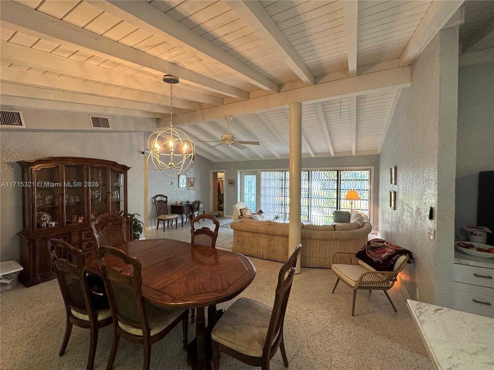 Small Image of 1623 SOUTH WEST 4TH CT, Fort Lauderdale Number 8