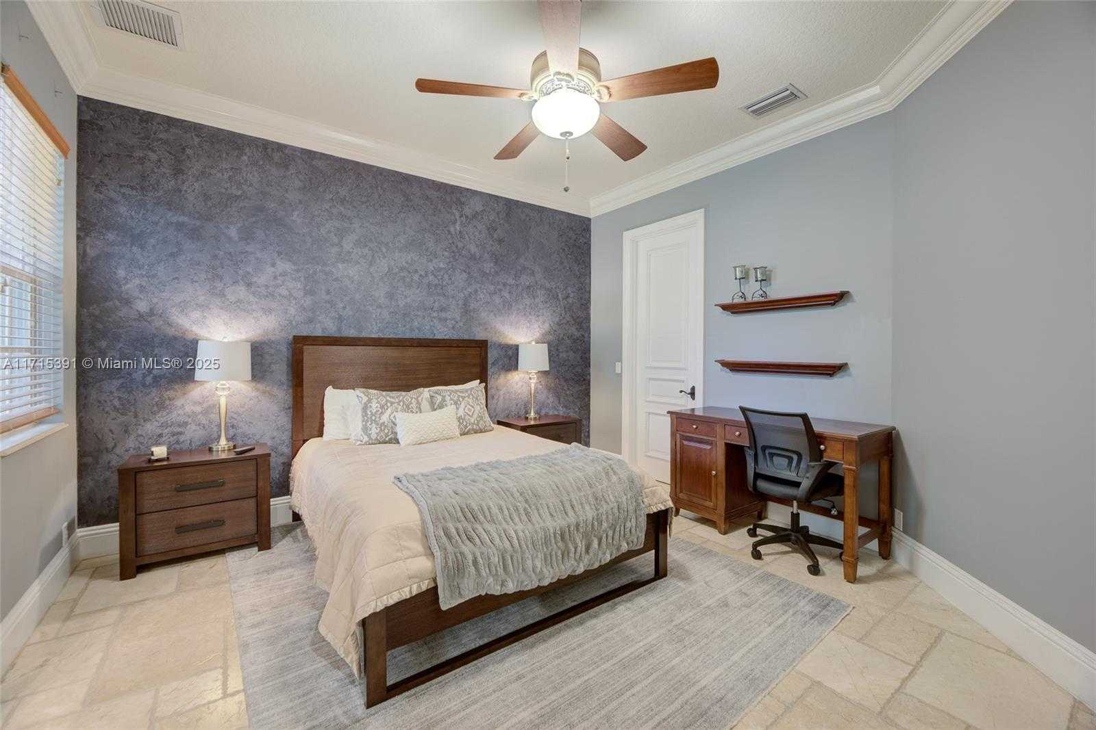 Small Image of 16740 Berkshire Ct, Southwest Ranches, FL 33331, USA Number 53