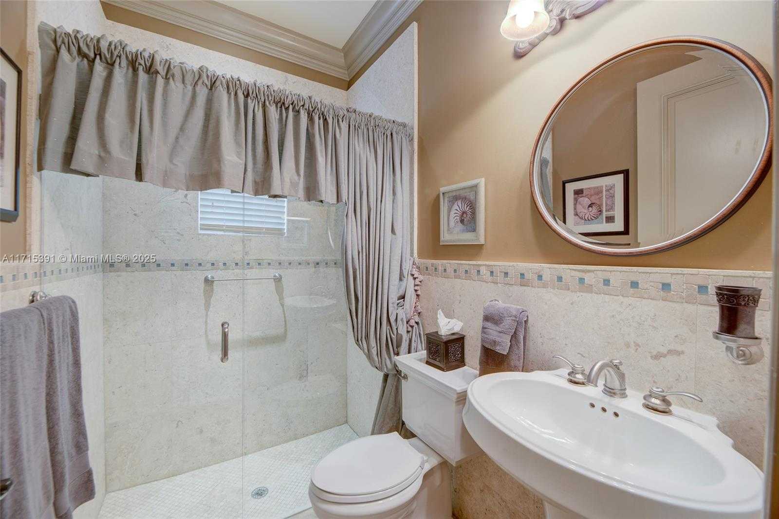 Small Image of 16740 Berkshire Ct, Southwest Ranches, FL 33331, USA Number 64
