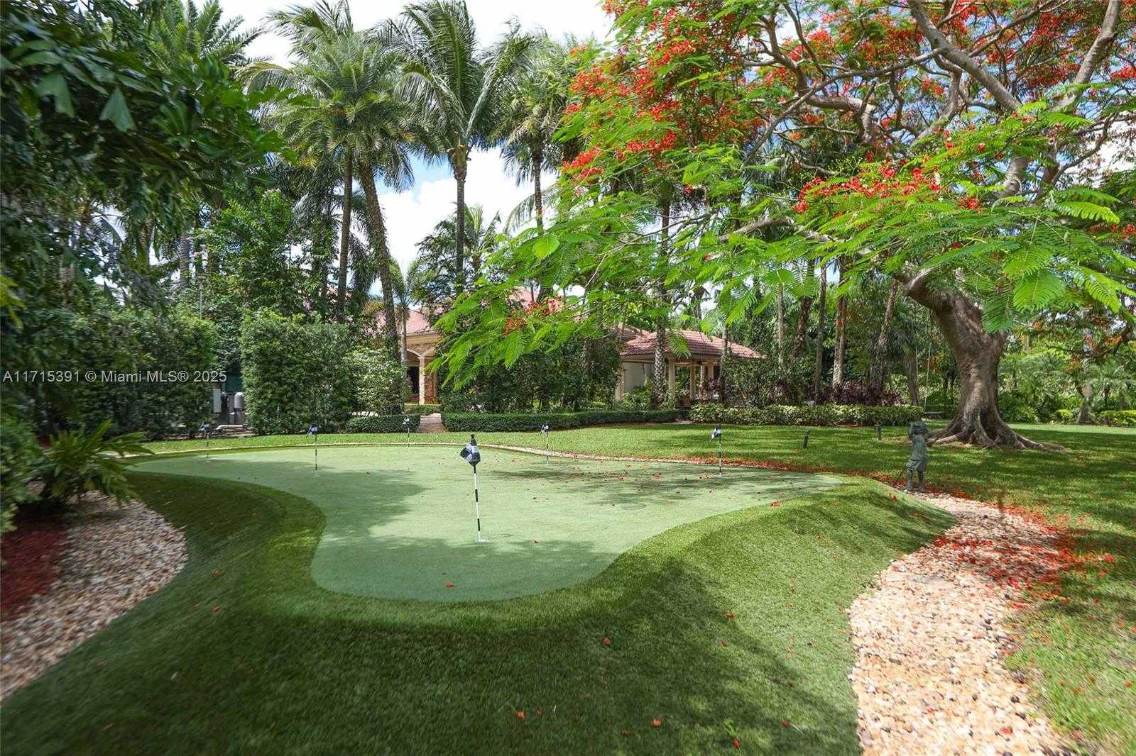 Small Image of 16740 Berkshire Ct, Southwest Ranches, FL 33331, USA Number 79