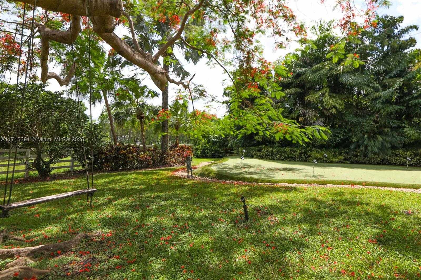 Small Image of 16740 Berkshire Ct, Southwest Ranches, FL 33331, USA Number 80