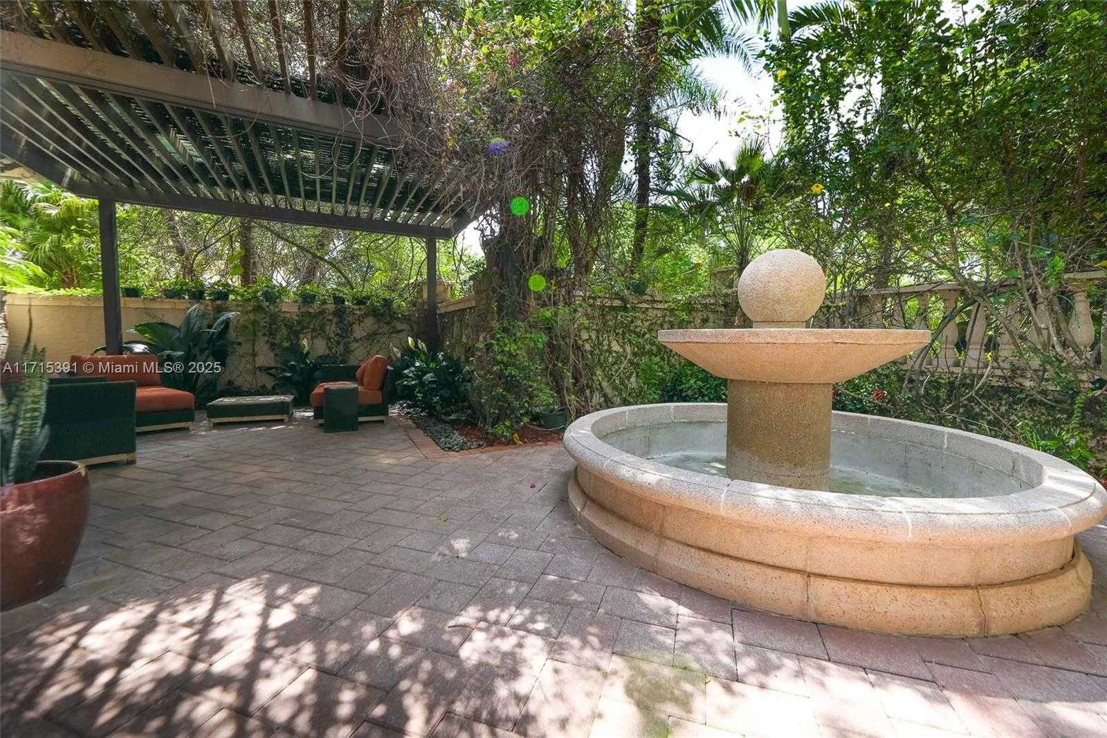 Small Image of 16740 Berkshire Ct, Southwest Ranches, FL 33331, USA Number 89