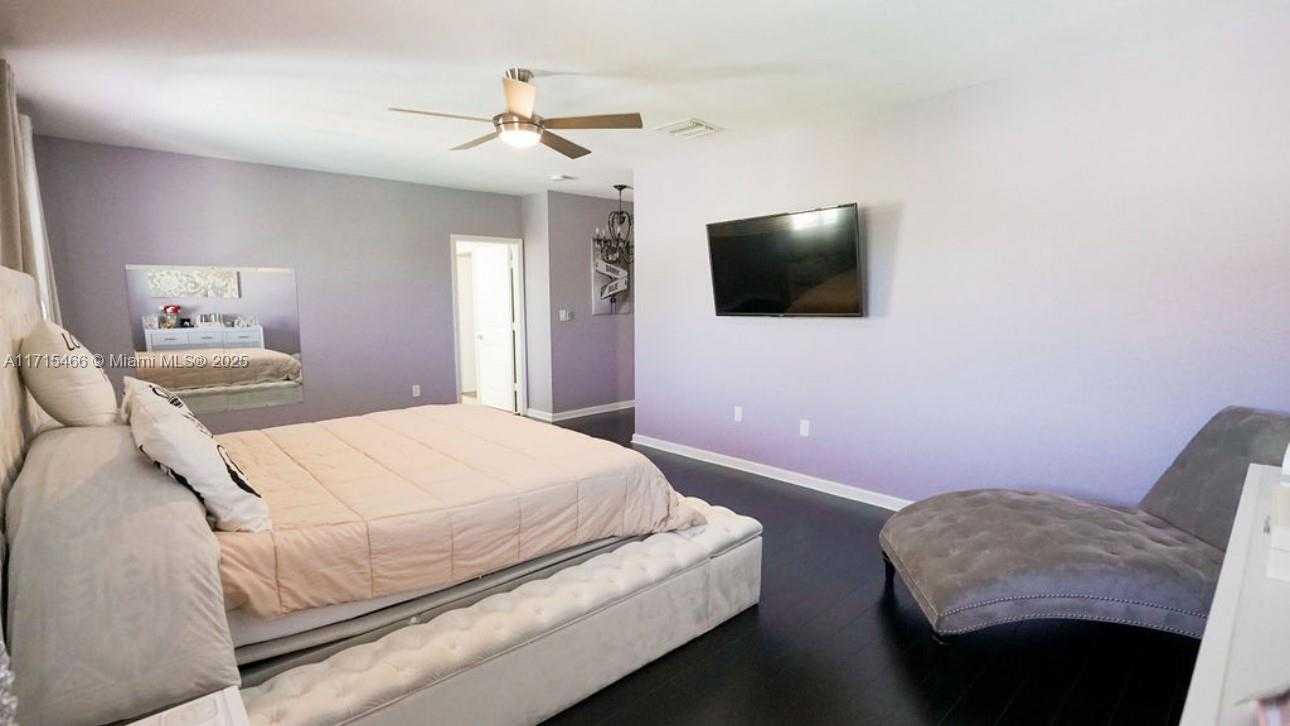 Small Image of 3455 NORTH EAST 1ST ST, Homestead Number 26